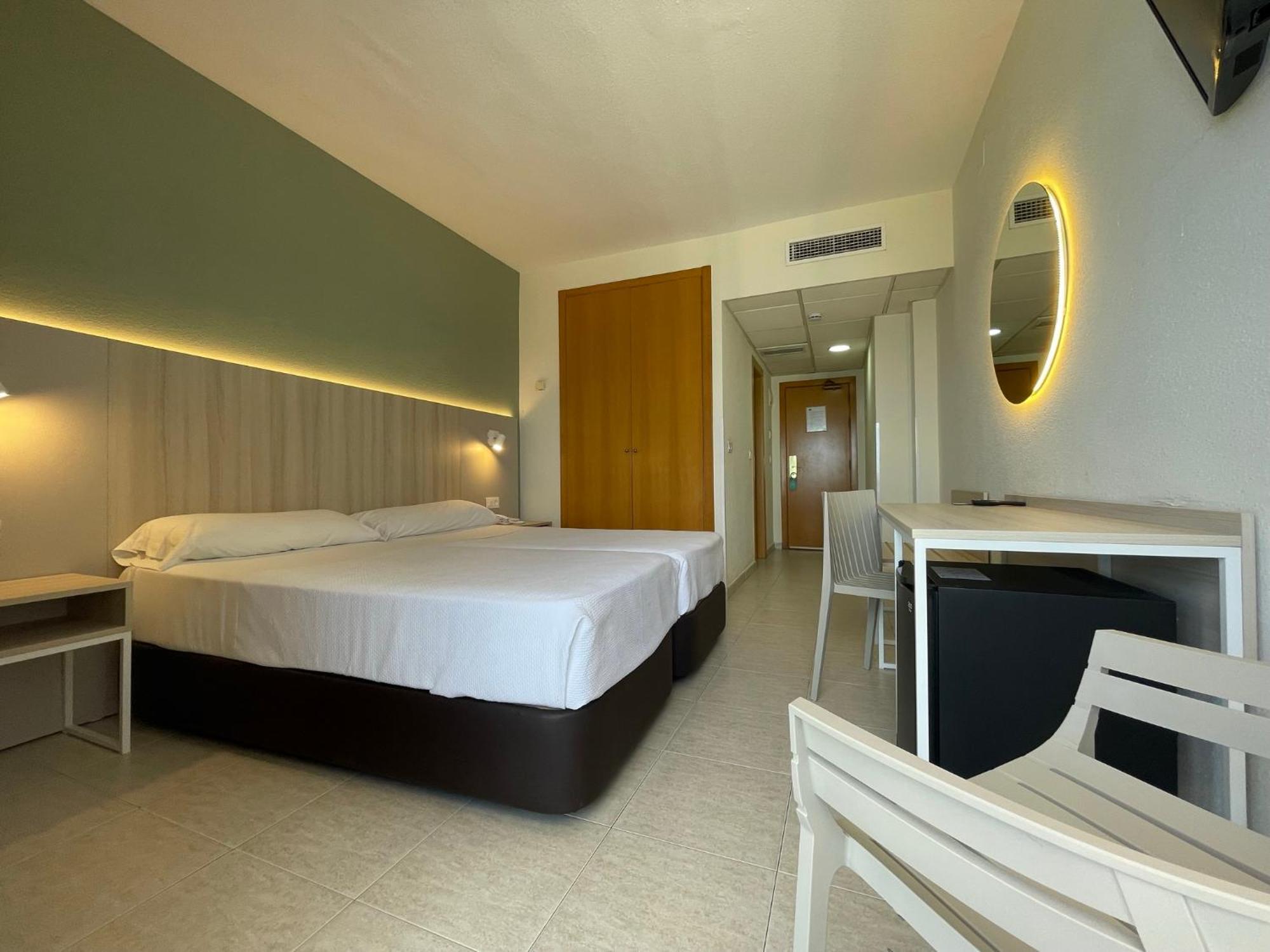 Double or Twin Room Balcony,1558543291:JPEG